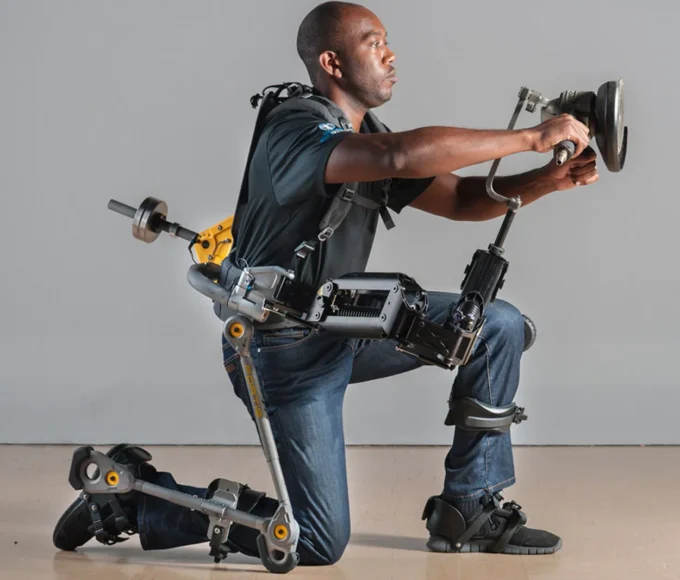 Robotic exoskeleton